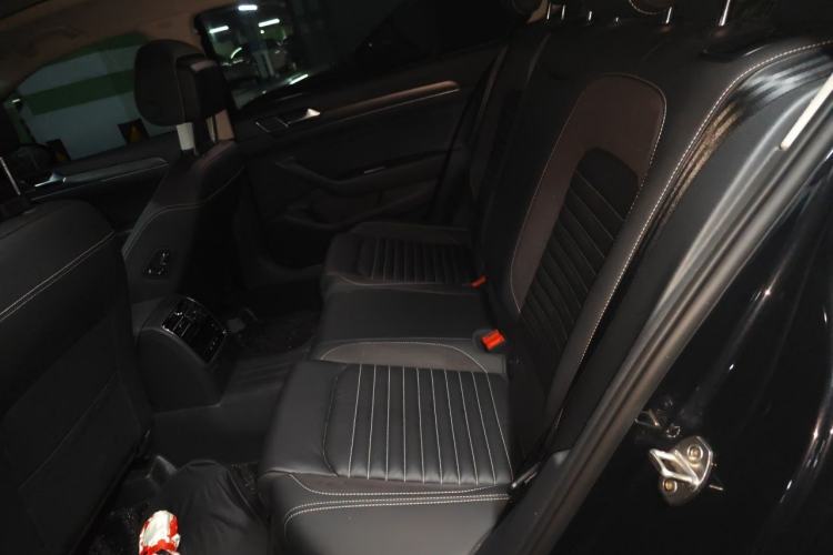 Used Volkswagen Magotan 2020 330TSI DSG Leading Model Left Rear Seat