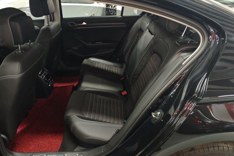Used Volkswagen Magotan 2020 330TSI DSG Luxury Edition Left Rear Seat