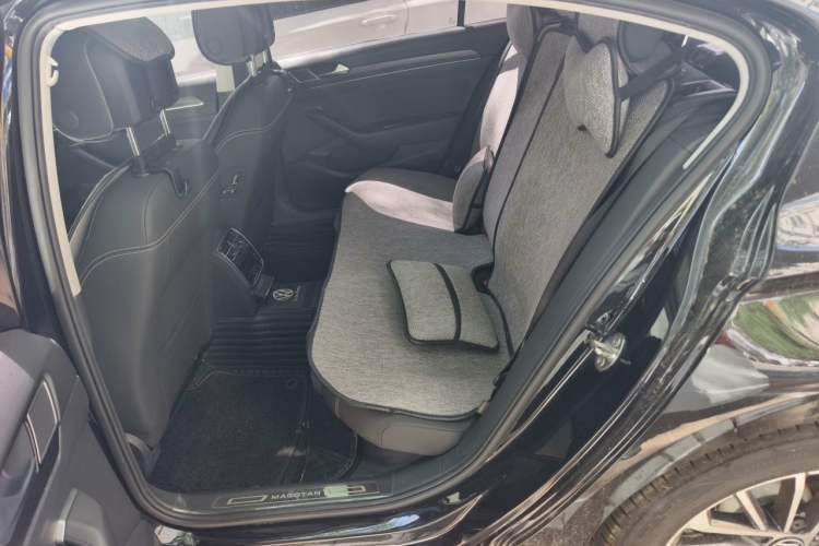 Used Volkswagen Magotan 2020 330TSI DSG Luxury Edition Left Rear Seat