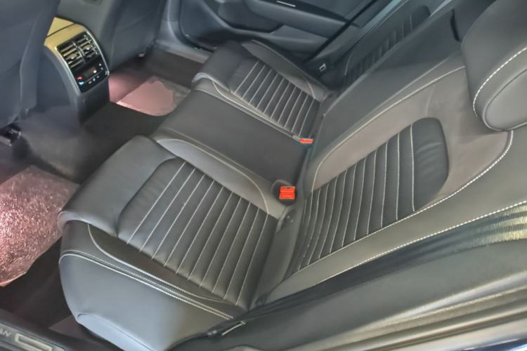 Used Volkswagen Magotan 2020 330TSI DSG Leading Model Left Rear Seat