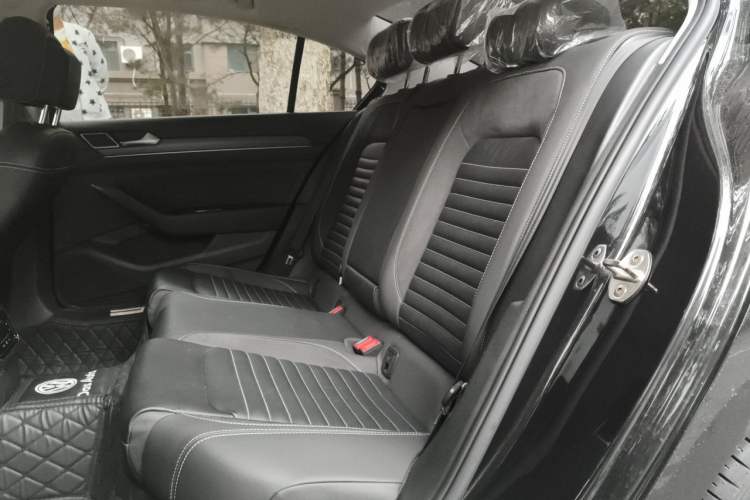 Used Volkswagen Magotan 2020 330TSI DSG Leading Model Left Rear Seat