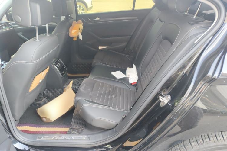Used Volkswagen Magotan 2020 380TSI DSG Luxury Version Left Rear Seat