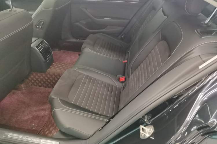Used Volkswagen Magotan 2020 330TSI DSG Luxury Edition Left Rear Seat