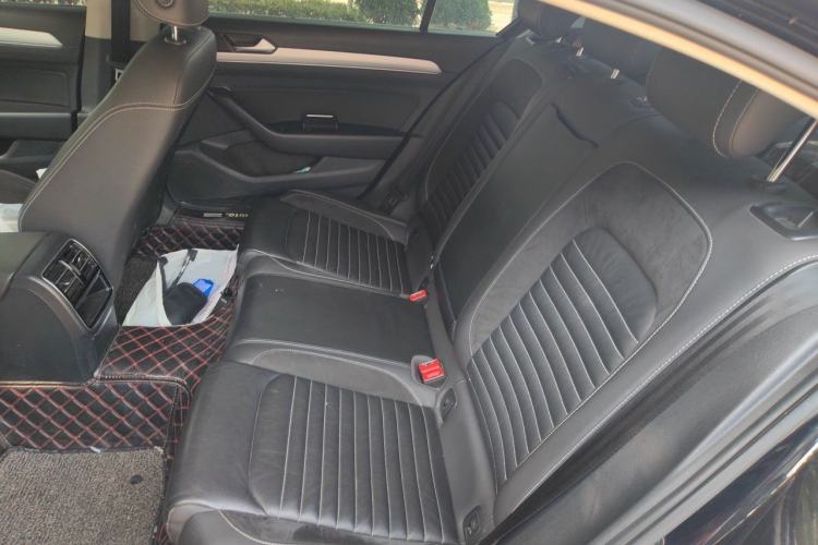 Used Volkswagen Magotan 2020 280TSI DSG Comfort Edition Left Rear Seat