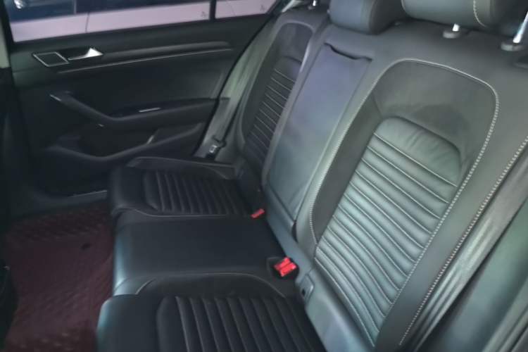 Used Volkswagen Magotan 2020 330TSI DSG Leading Model Left Rear Seat