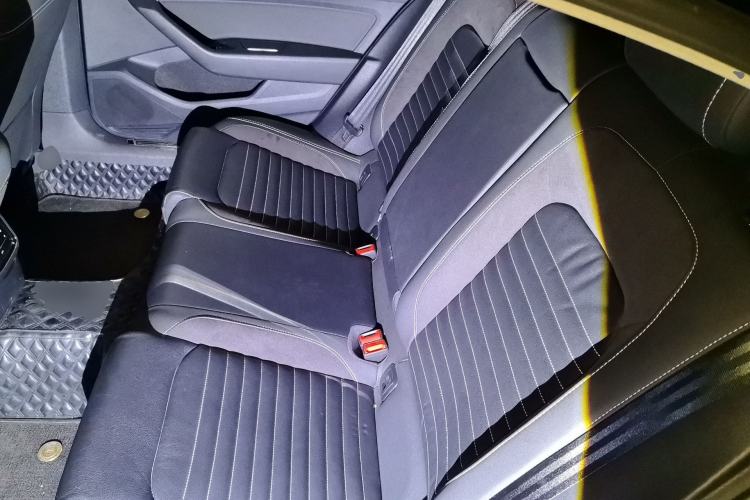 Used Volkswagen Magotan 2020 330TSI DSG Leading Model Left Rear Seat