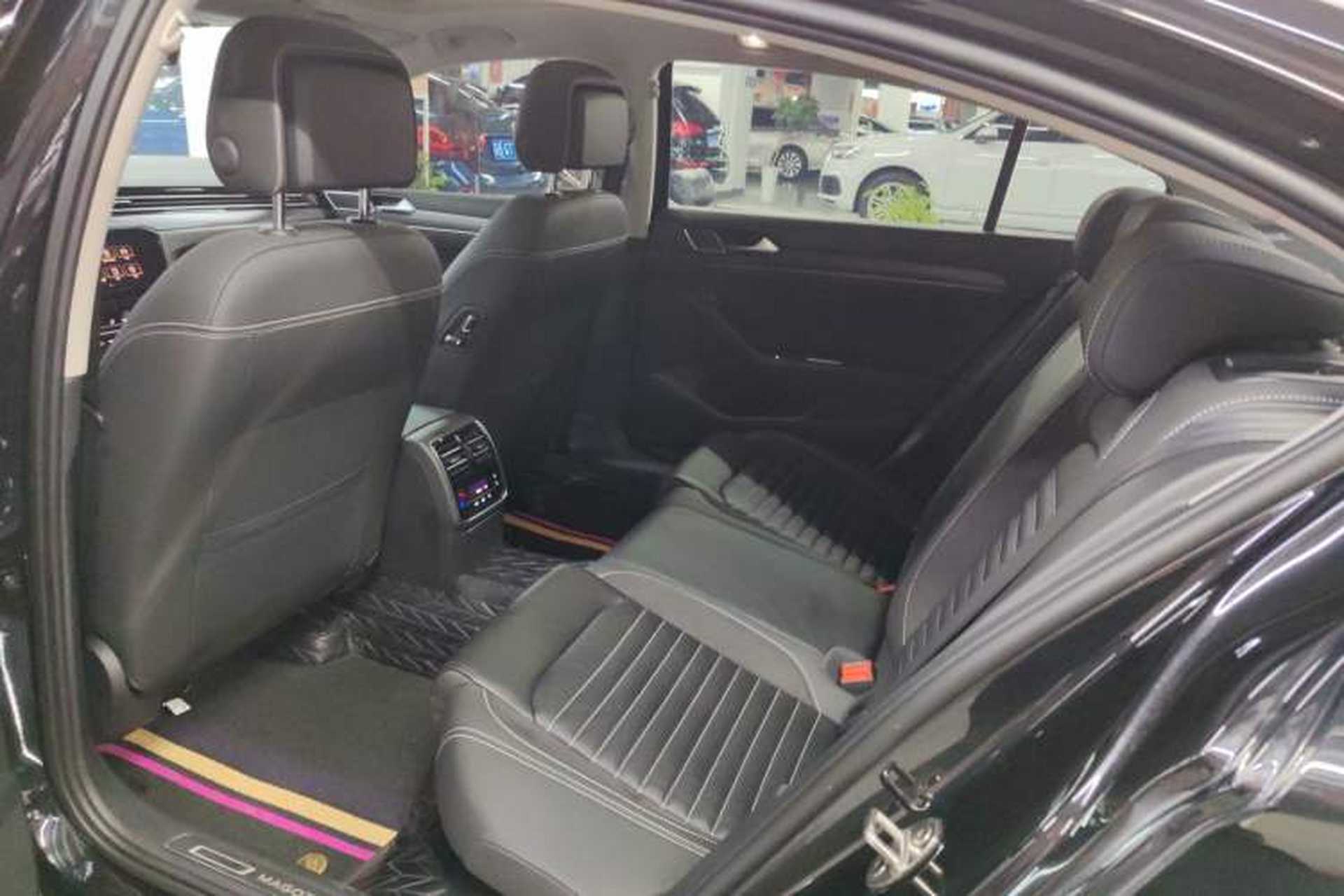 Used Volkswagen Magotan 2020 330TSI DSG Leading Model Left Rear Seat