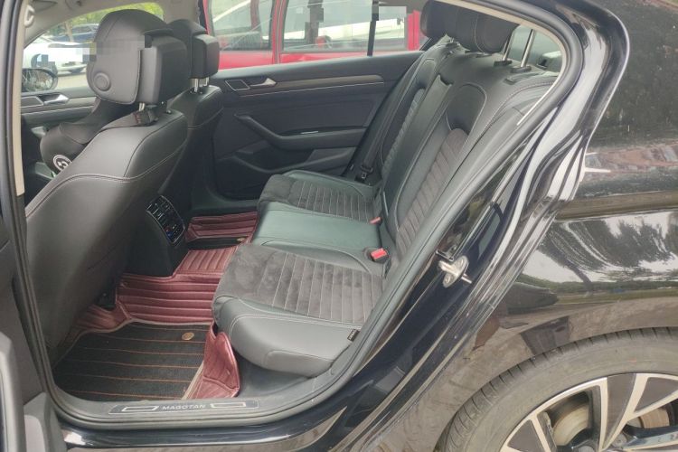 Used Volkswagen Magotan 2020 330TSI DSG Luxury Edition Left Rear Seat