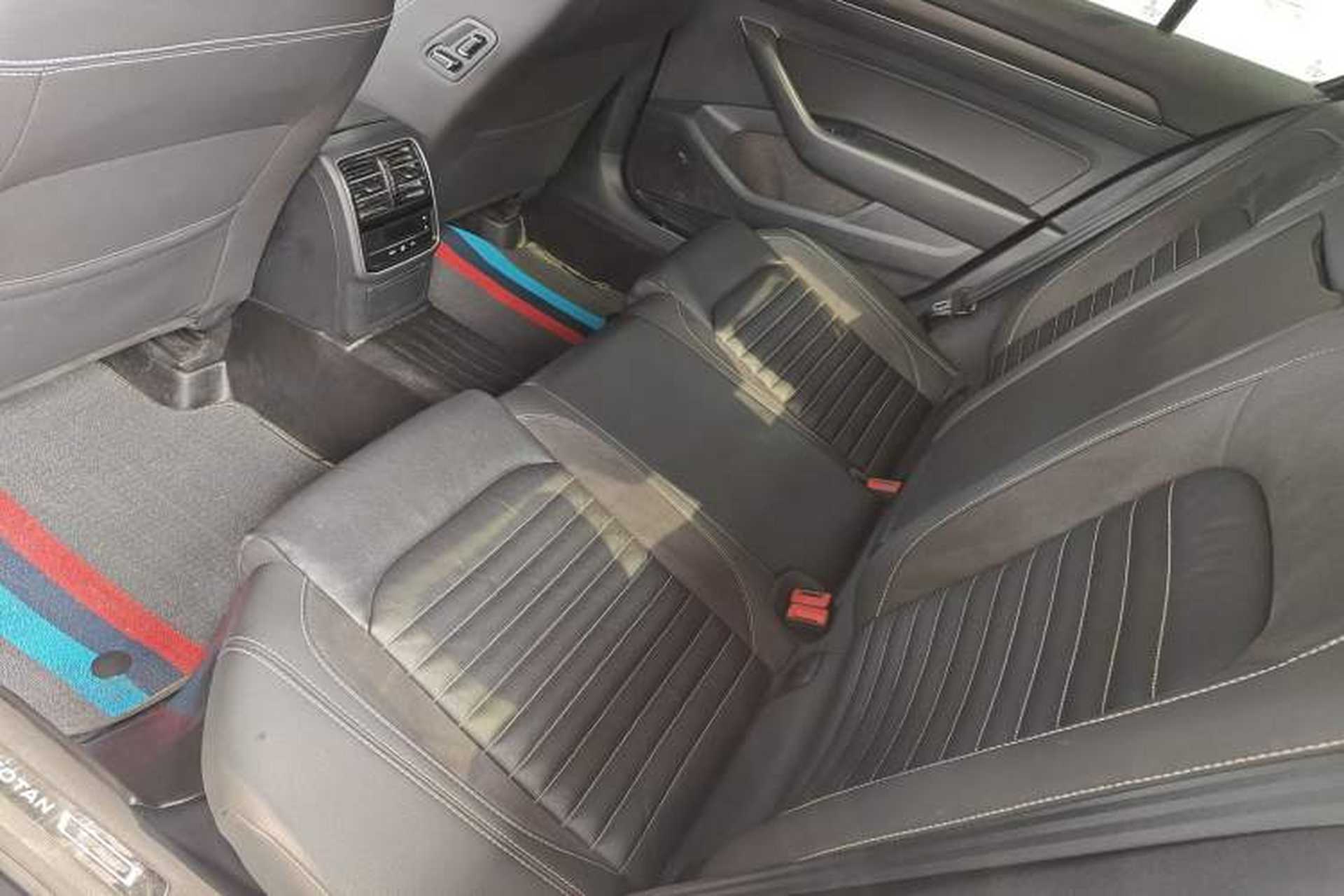 Used Volkswagen Magotan 2020 330TSI DSG Leading Model Left Rear Seat