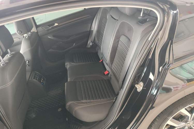 Used Volkswagen Magotan 2020 330TSI DSG Leading Model Left Rear Seat