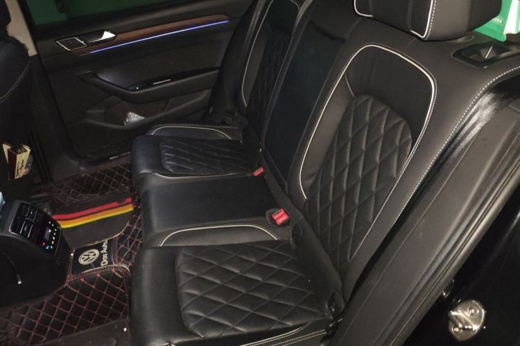 Used Volkswagen Magotan 2020 330TSI DSG Luxury Edition Left Rear Seat