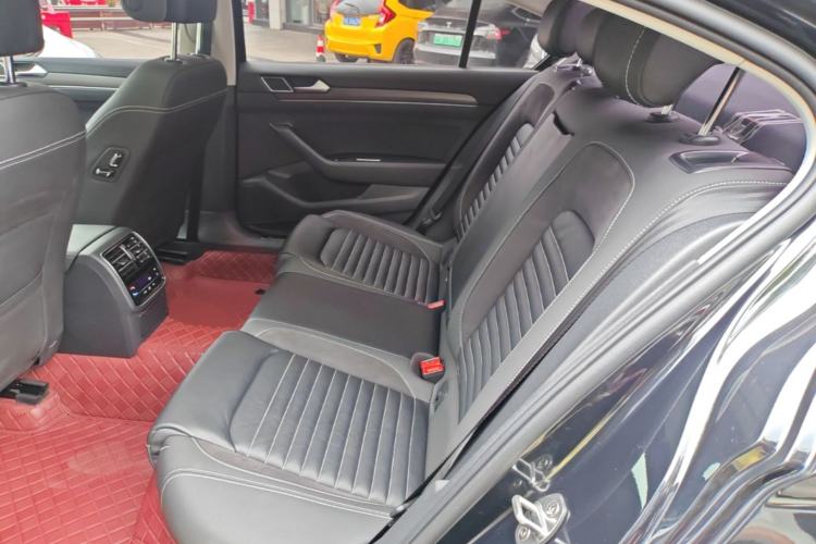 Used Volkswagen Magotan 2020 330TSI DSG Leading Model Left Rear Seat