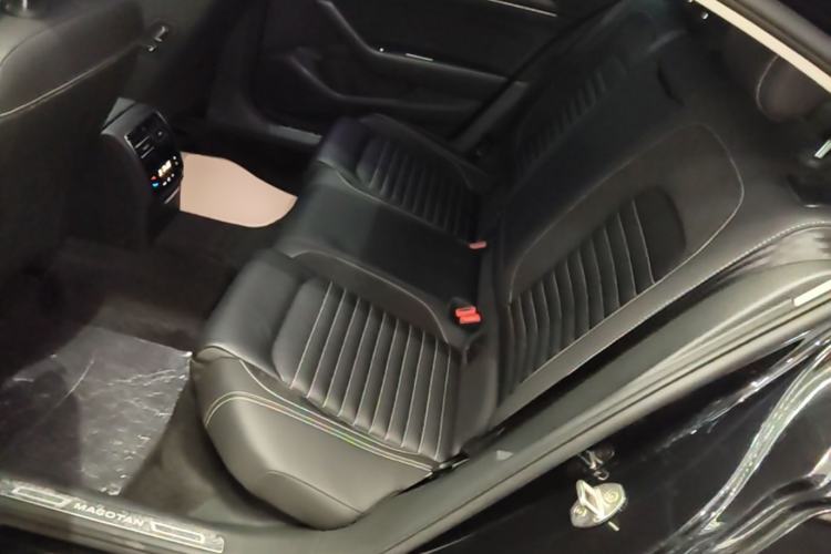 Used Volkswagen Magotan 2020 330TSI DSG Leading Model Left Rear Seat