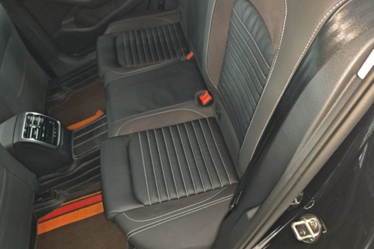 Used Volkswagen Magotan 2020 330TSI DSG Leading Model Left Rear Seat