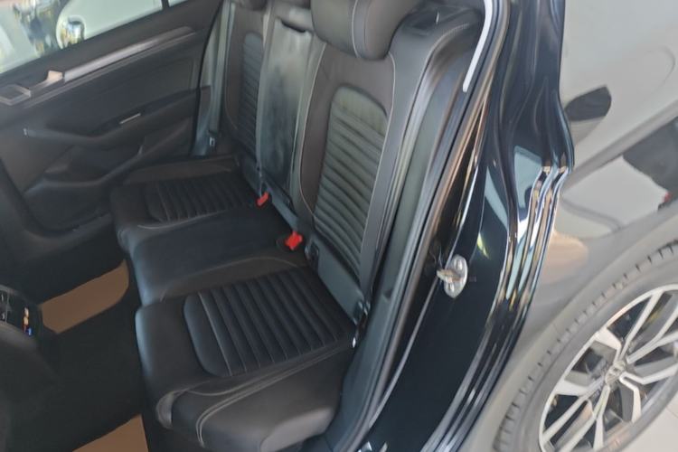 Used Volkswagen Magotan 2020 330TSI DSG Leading Model Left Rear Seat