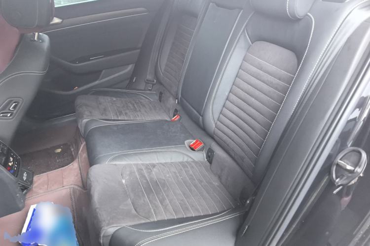 Used Volkswagen Magotan 2020 330TSI DSG Luxury Edition Left Rear Seat