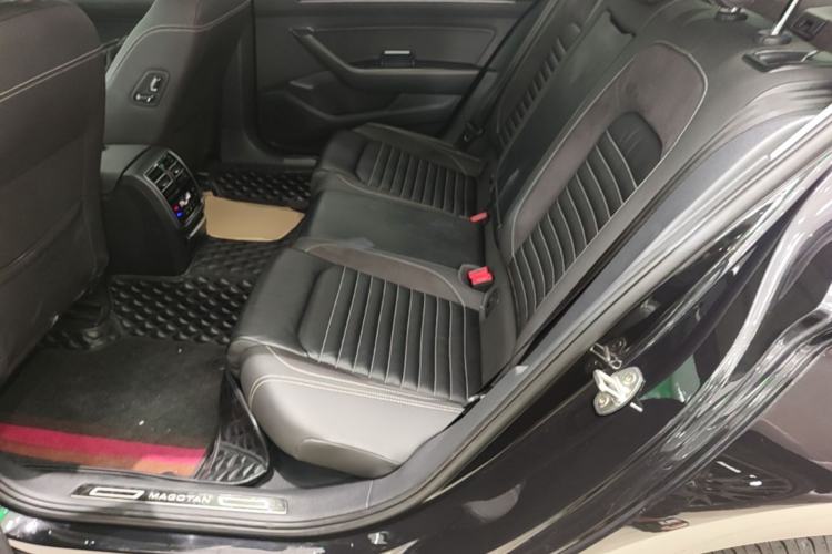 Used Volkswagen Magotan 2020 330TSI DSG Leading Model Left Rear Seat