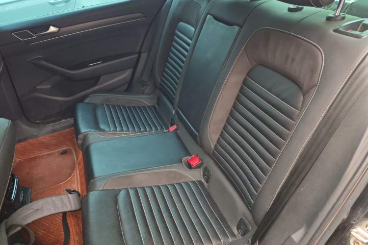 Used Volkswagen Magotan 2020 330TSI DSG Leading Model Left Rear Seat