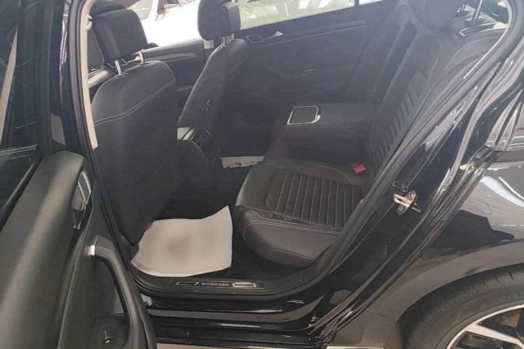 Used Volkswagen Magotan 2020 330TSI DSG Leading Model Left Rear Seat