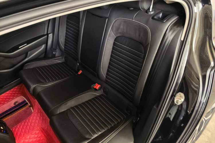 Used Volkswagen Magotan 2020 330TSI DSG Leading Model Left Rear Seat