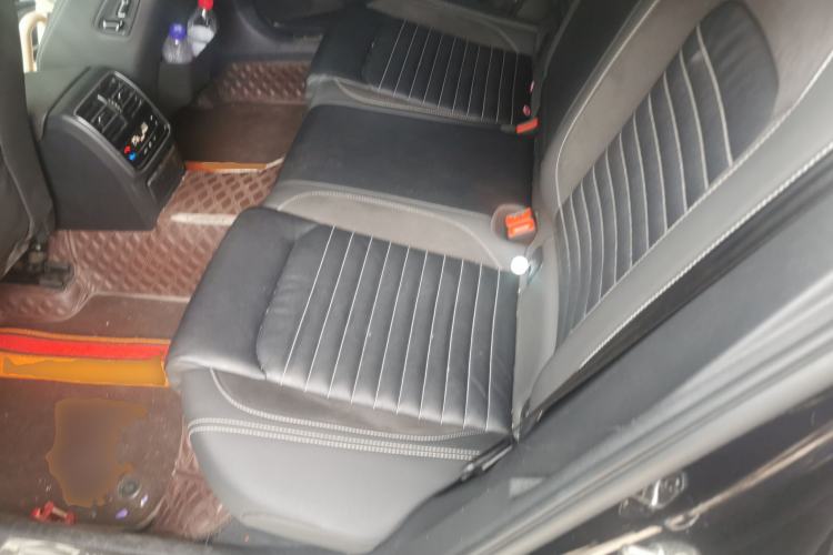 Used Volkswagen Magotan 2020 330TSI DSG Leading Model Left Rear Seat