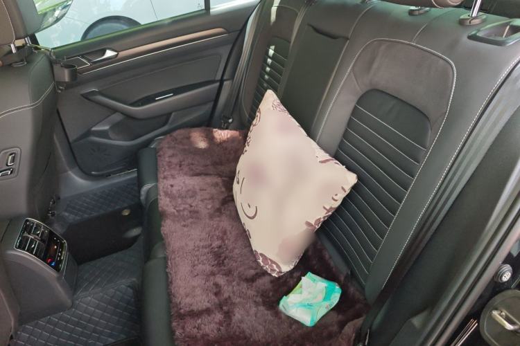 Used Volkswagen Magotan 2020 330TSI DSG Leading Model Left Rear Seat