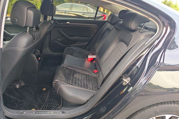 Used Volkswagen Magotan 2020 330TSI DSG Luxury Edition Left Rear Seat