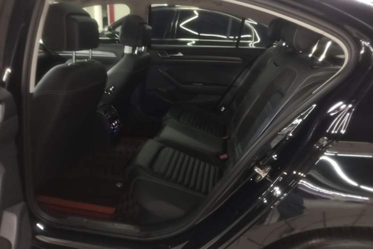 Used Volkswagen Magotan 2020 330TSI DSG Leading Model Left Rear Seat