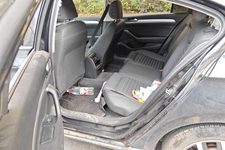 Used Volkswagen Magotan 2020 280TSI DSG Comfort Edition Left Rear Seat