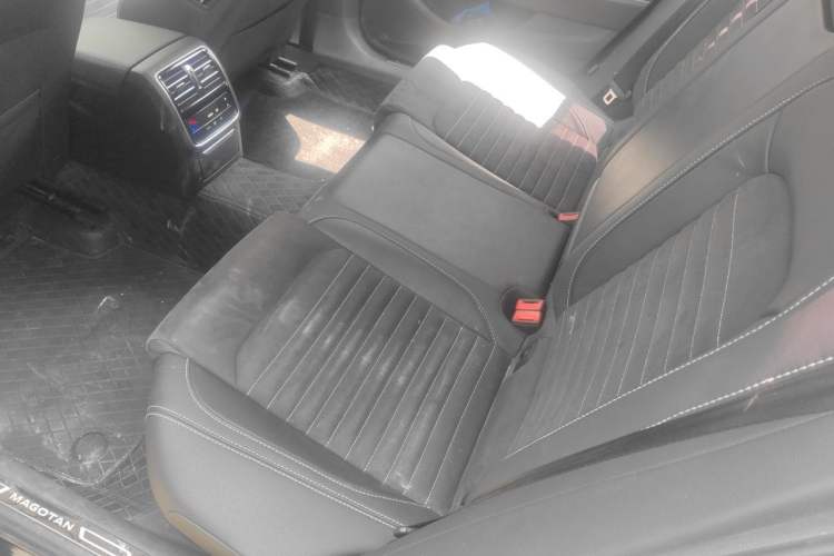 Used Volkswagen Magotan 2020 330TSI DSG Luxury Edition Left Rear Seat