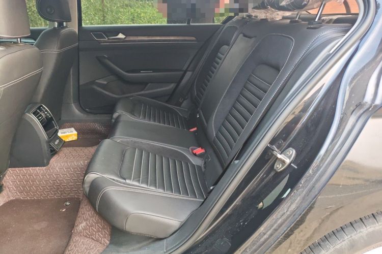 Used Volkswagen Magotan 2020 280TSI DSG Comfort Edition Left Rear Seat