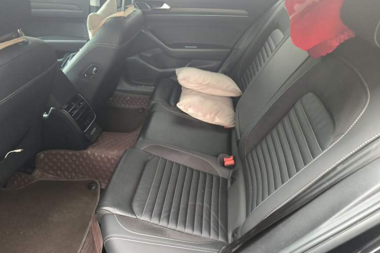 Used Volkswagen Magotan 2020 330TSI DSG Leading Model Left Rear Seat
