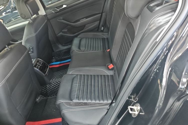 Used Volkswagen Magotan 2020 330TSI DSG Leading Model Left Rear Seat