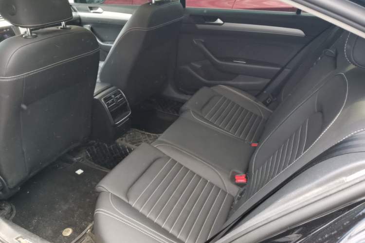 Used Volkswagen Magotan 2020 280TSI DSG Comfort Edition Left Rear Seat
