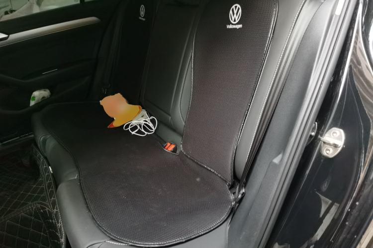 Used Volkswagen Magotan 2020 280TSI DSG Comfort Edition Left Rear Seat