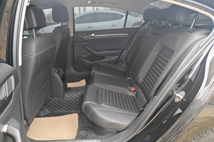 Used Volkswagen Magotan 2020 330TSI DSG Leading Model Left Rear Seat
