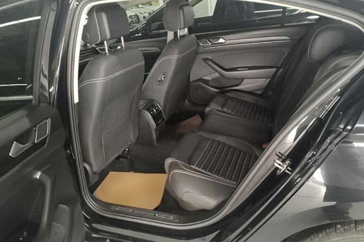Used Volkswagen Magotan 2020 330TSI DSG Leading Model Left Rear Seat