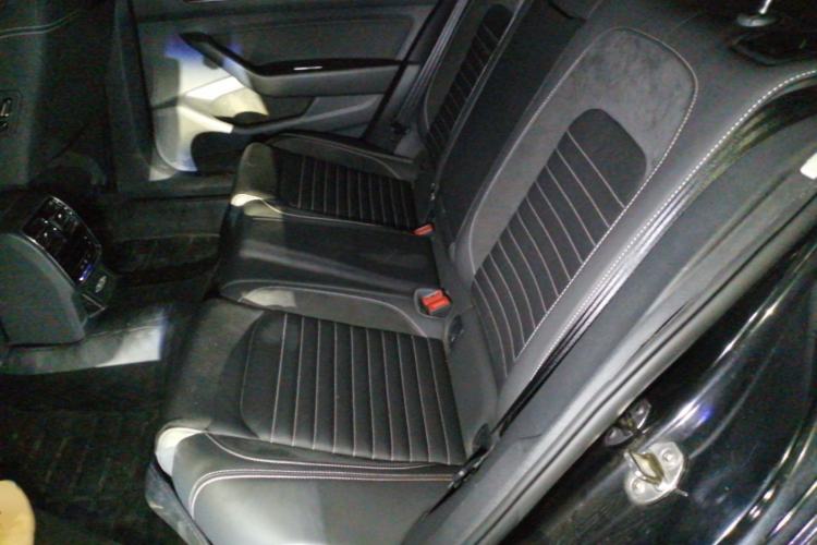 Used Volkswagen Magotan 2020 330TSI DSG Leading Model Left Rear Seat