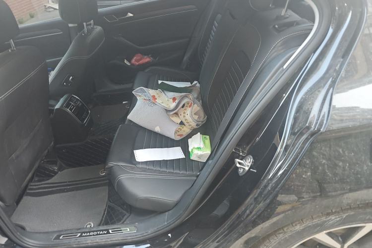 Used Volkswagen Magotan 2020 280TSI DSG Leading Edition Left Rear Seat