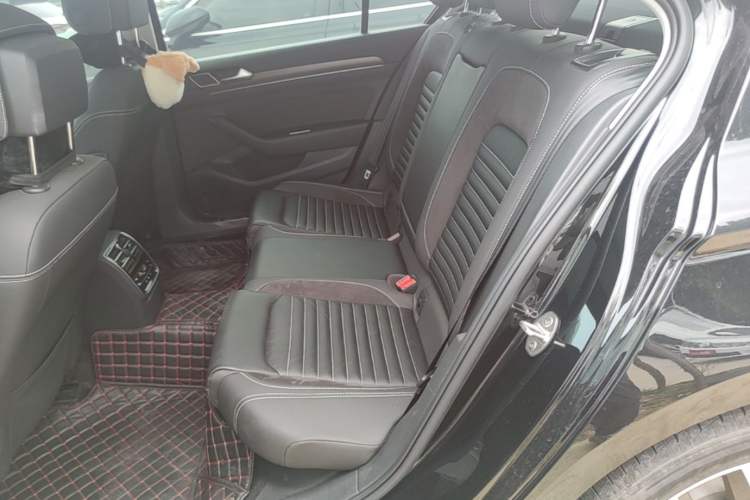 Used Volkswagen Magotan 2020 330TSI DSG Leading Model Left Rear Seat
