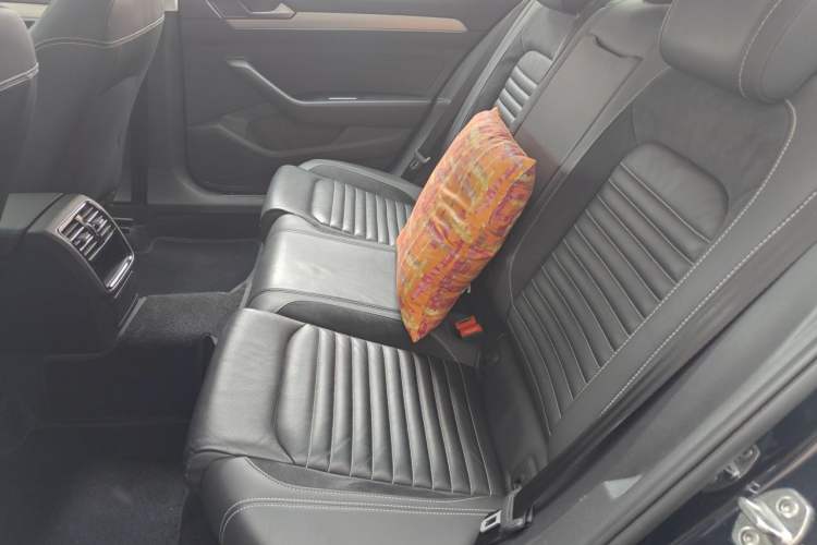 Used Volkswagen Magotan 2020 280TSI DSG Comfort Edition Left Rear Seat