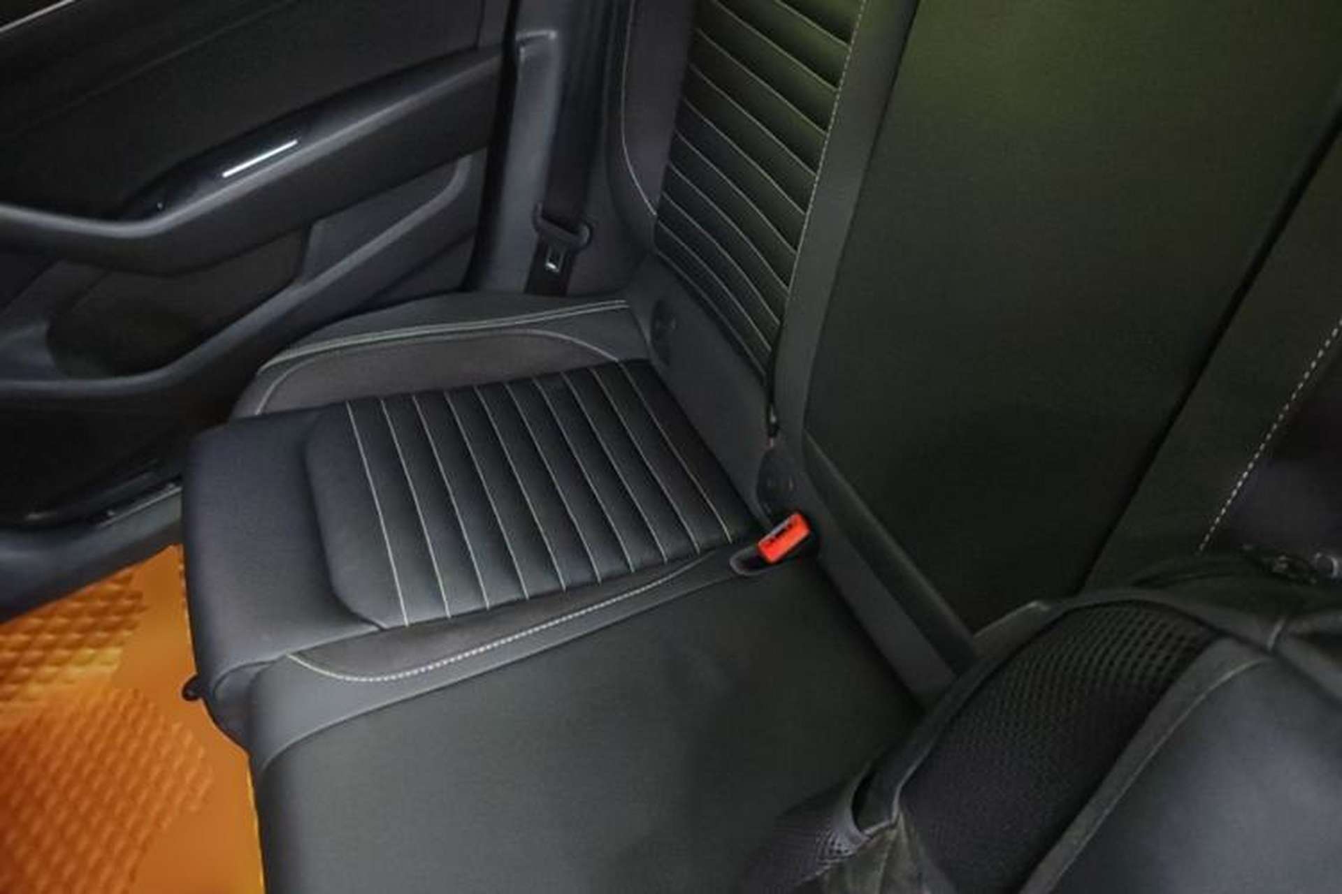 Used Volkswagen Magotan 2020 330TSI DSG Leading Model Left Rear Seat