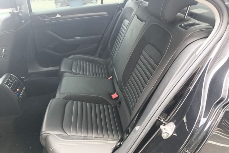 Used Volkswagen Magotan 2020 330TSI DSG Leading Model Left Rear Seat