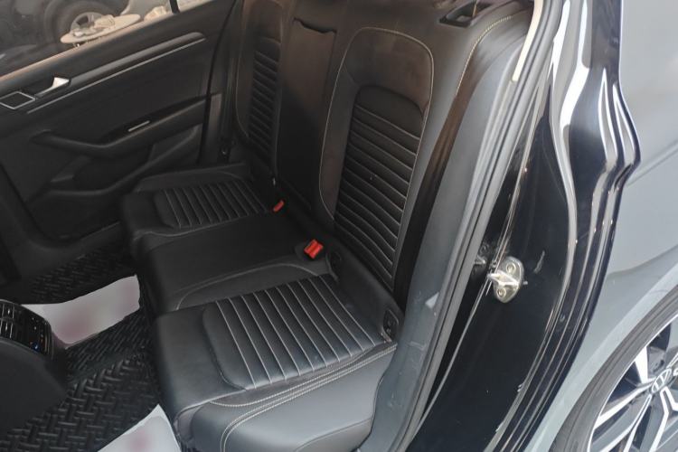 Used Volkswagen Magotan 2020 330TSI DSG Leading Model Left Rear Seat