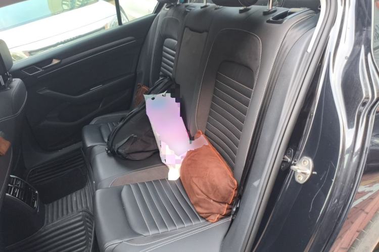 Used Volkswagen Magotan 2020 330TSI DSG Leading Model Left Rear Seat