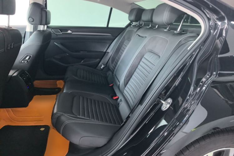 Used Volkswagen Magotan 2020 330TSI DSG Leading Model Left Rear Seat