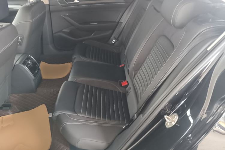 Used Volkswagen Magotan 2020 330TSI DSG Leading Model Left Rear Seat