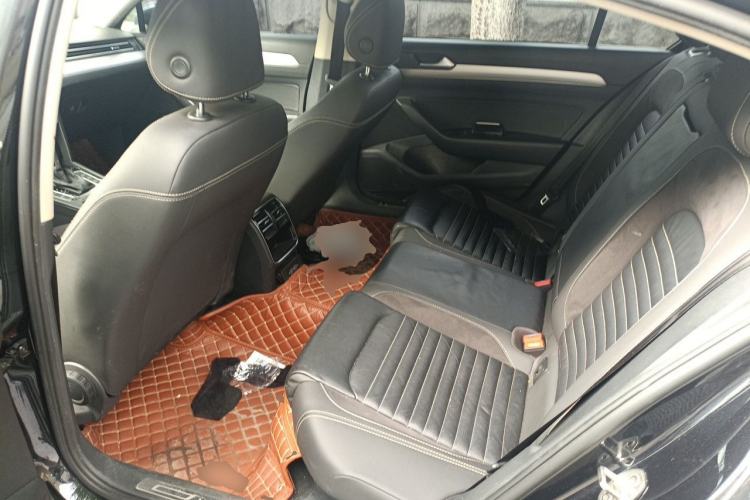 Used Volkswagen Magotan 2020 280TSI DSG Comfort Edition Left Rear Seat