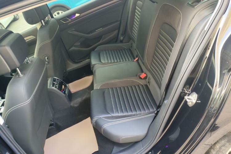Used Volkswagen Magotan 2020 330TSI DSG Leading Model Left Rear Seat