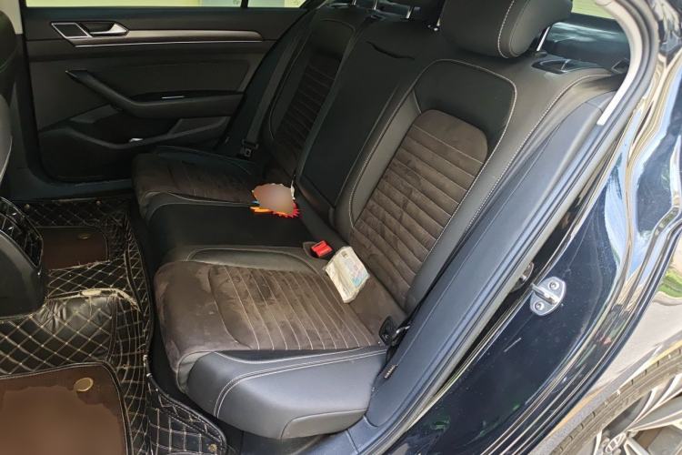 Used Volkswagen Magotan 2020 330TSI DSG Luxury Edition Left Rear Seat